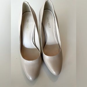 Nine West Nude Heel Gorgeous!
